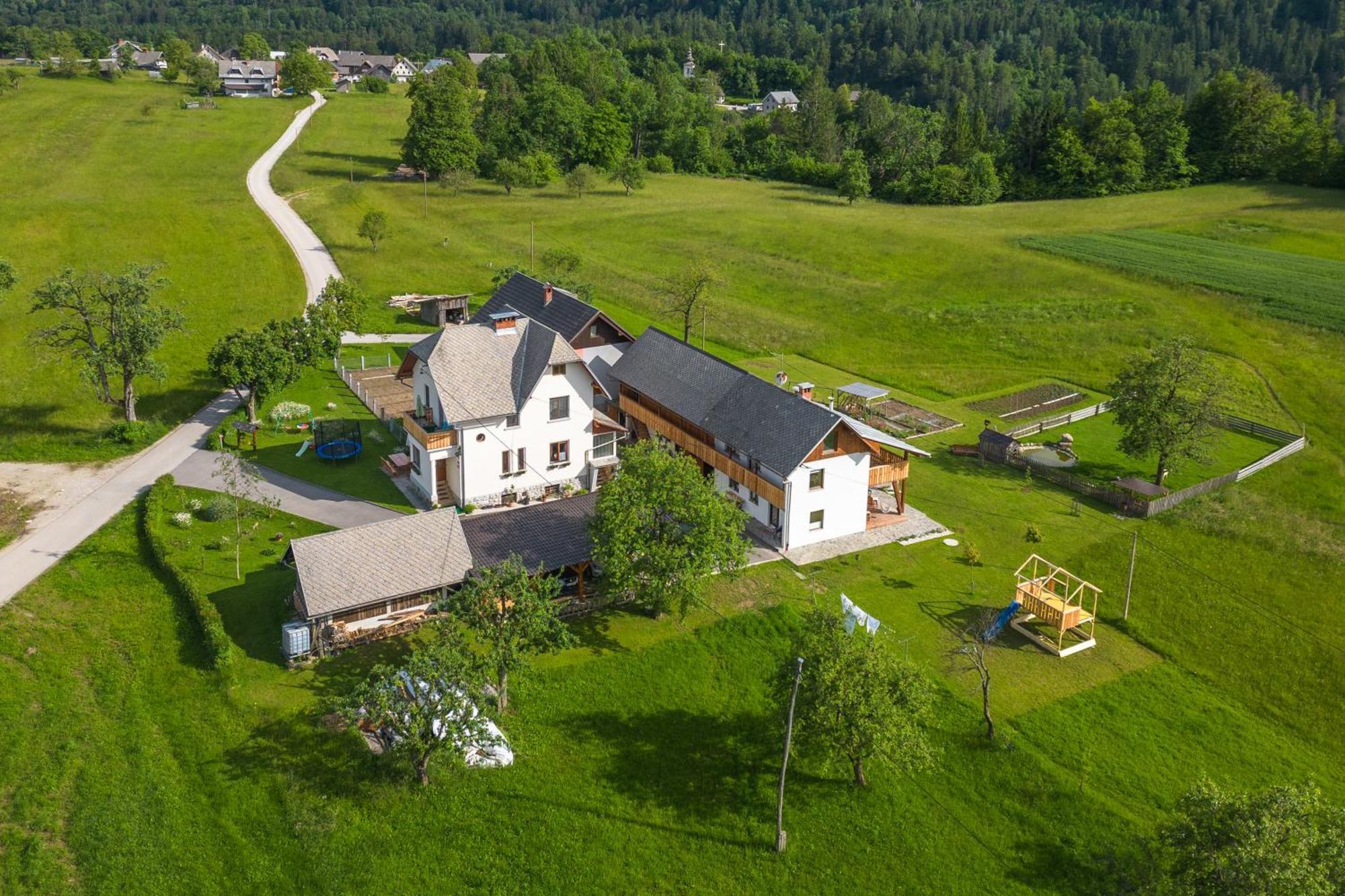 Apartments Pr Fajfarju Блед Экстерьер фото